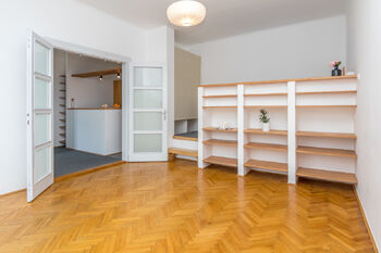 Pronájem bytu 2+kk v družstevním vlastnictví 52 m², Praha 4 - Podolí