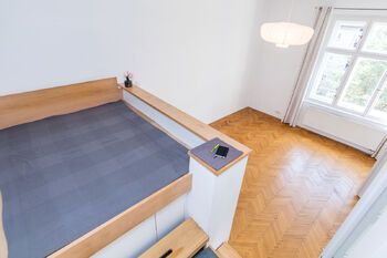 Pronájem bytu 2+kk v družstevním vlastnictví 52 m², Praha 4 - Podolí