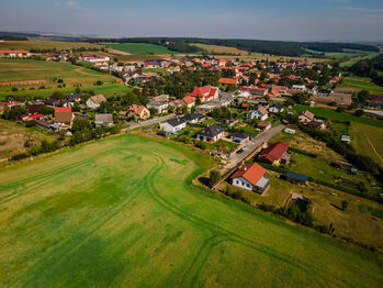 Prodej pozemku 1092 m², Jedomělice