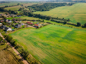 Prodej pozemku 1092 m², Jedomělice