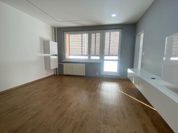 Pronájem bytu 3+1 v osobním vlastnictví 68 m², Zlín