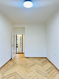 Pronájem bytu 2+kk v osobním vlastnictví 46 m², Praha 2 - Nusle