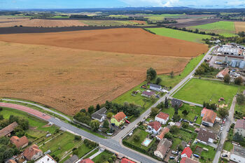 Prodej pozemku 9877 m², Přelouč