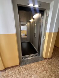 Pronájem bytu 3+kk v osobním vlastnictví 77 m², Praha 4 - Chodov