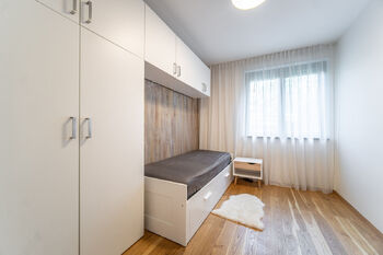 Pronájem bytu 3+kk v osobním vlastnictví 70 m², Praha 8 - Libeň