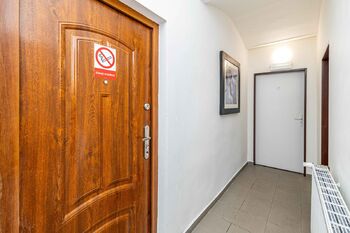 Prodej nájemního domu 732 m², Černčice