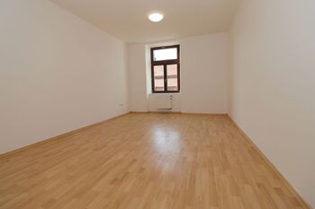 Pronájem bytu 2+kk v osobním vlastnictví 59 m², Chrudim