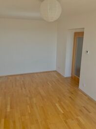 Pronájem bytu 3+1 v družstevním vlastnictví 77 m², České Budějovice