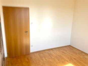 Pronájem bytu 3+1 v družstevním vlastnictví 77 m², České Budějovice