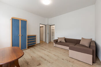 Prodej domu 278 m², Dalovice