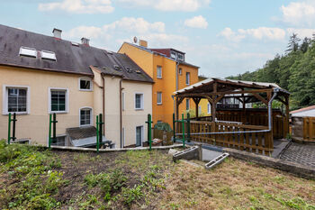 Prodej domu 278 m², Dalovice