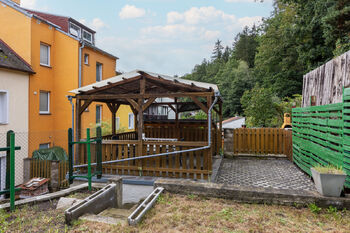 Prodej domu 278 m², Dalovice