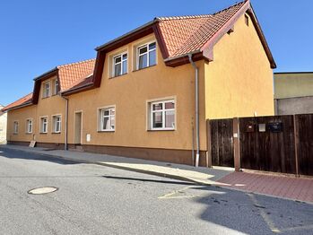 Prodej bytu 1+kk v osobním vlastnictví 47 m², Kladno