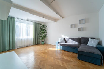 Pronájem bytu 2+1 v osobním vlastnictví 56 m², Praha 4 - Záběhlice