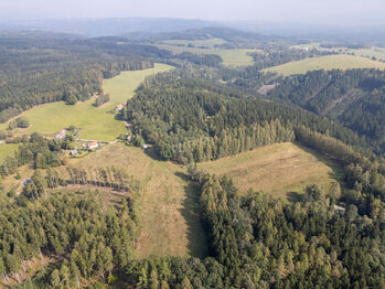 Prodej pozemku 44540 m², Krajková