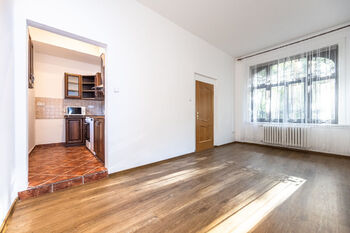 Pronájem kancelářských prostor 95 m², Praha 6 - Břevnov