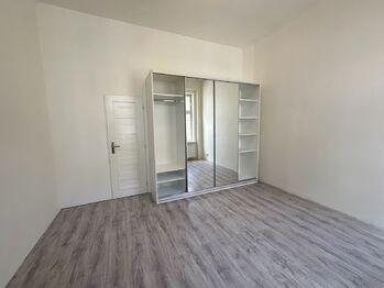 Prodej bytu 2+kk v osobním vlastnictví 44 m², Praha 3 - Žižkov