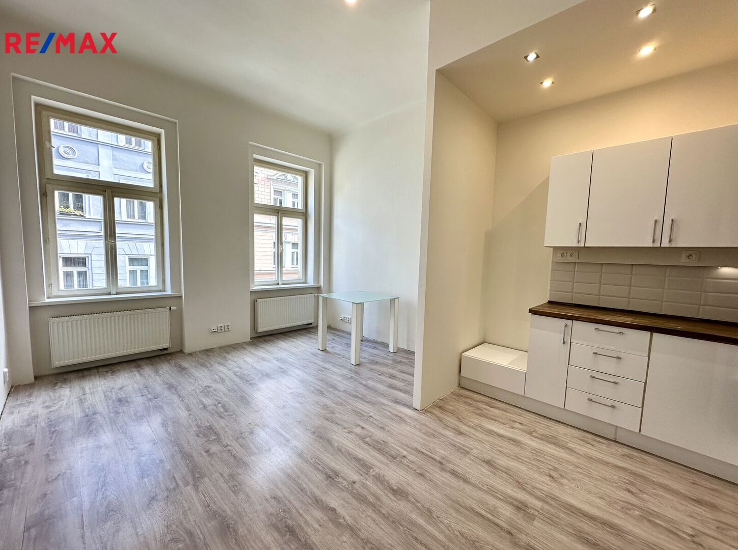 Prodej bytu 2+kk v osobním vlastnictví 44 m², Praha 3 - Žižkov