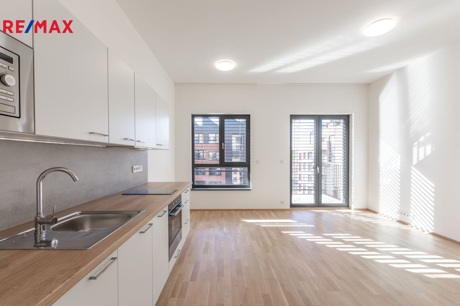 Pronájem bytu 1+kk v osobním vlastnictví 32 m², Praha 5 - Smíchov