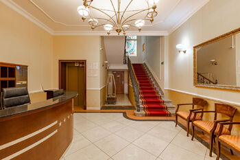 Prodej hotelu 1708 m², Karlovy Vary