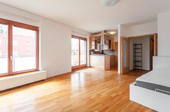 Pronájem bytu 3+kk v osobním vlastnictví 77 m², Praha 5 - Zličín