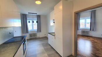 Pronájem bytu 2+1 v osobním vlastnictví 73 m², Praha 3 - Žižkov