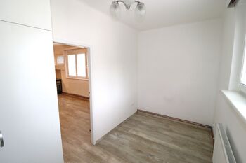 Ložnice - Pronájem bytu 2+kk v osobním vlastnictví 43 m², Praha 6 - Břevnov