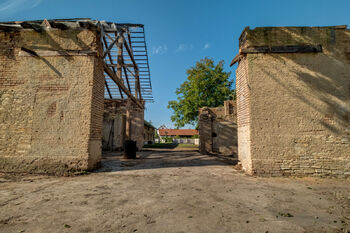 Prodej pozemku 1838 m², Sány