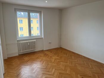 Pronájem bytu 2+1 v osobním vlastnictví 52 m², Zákupy