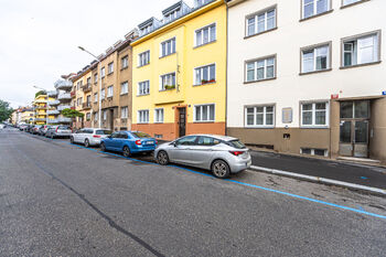 Pronájem bytu 1+kk v osobním vlastnictví 35 m², Praha 6 - Břevnov