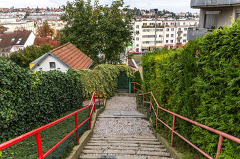 Pronájem bytu 1+kk v osobním vlastnictví 35 m², Praha 6 - Břevnov