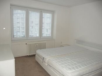 Pronájem bytu 2+1 v osobním vlastnictví 61 m², Strakonice