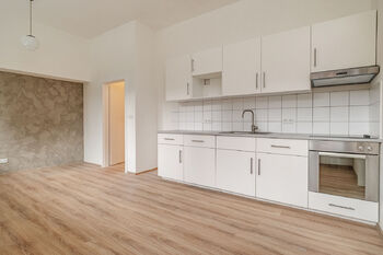 Prodej bytu 1+kk v osobním vlastnictví 44 m², Kladno