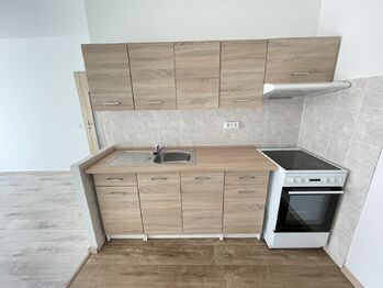 kuchyňský kout - Pronájem bytu 2+kk v družstevním vlastnictví 43 m², Kolín