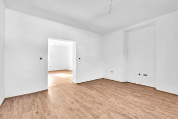 Prodej domu 455 m², Choustníkovo Hradiště