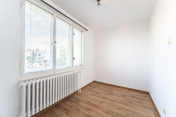 Pronájem domu 160 m², Praha 10 - Štěrboholy