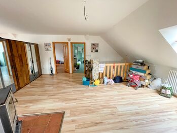 Velký pokoj s kuchyňským koutem - Pronájem bytu 2+kk v osobním vlastnictví 145 m², Radomyšl