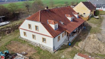 Pohled na dům - Pronájem bytu 2+kk v osobním vlastnictví 145 m², Radomyšl