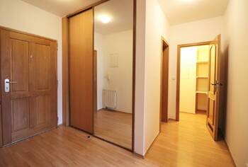 Pronájem bytu 2+kk v osobním vlastnictví 66 m², Praha 4 - Kunratice