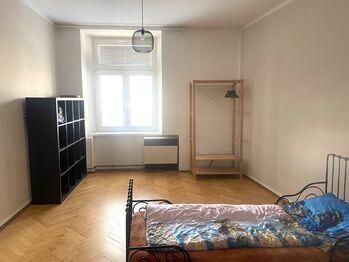 Pronájem bytu 3+1 v osobním vlastnictví 75 m², Praha 5 - Smíchov