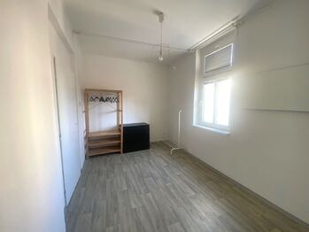 Pronájem bytu 3+1 v osobním vlastnictví 75 m², Praha 5 - Smíchov