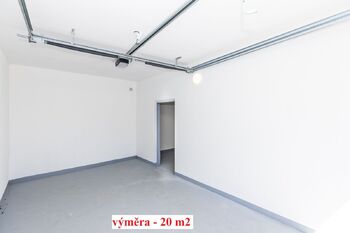 Pronájem skladovacích prostor 75 m², Povrly