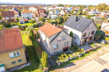 Prodej domu 460 m², Lišov