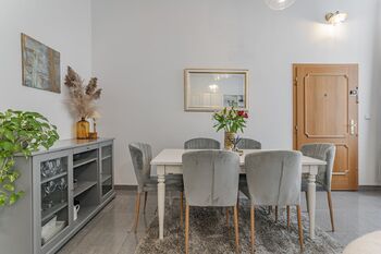 Prodej bytu 2+1 v osobním vlastnictví 81 m², Praha 5 - Smíchov