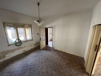 Prodej domu 161 m², Hýskov