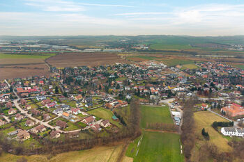 Prodej pozemku 830 m², Dobřejovice