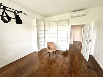 Pronájem bytu 5+1 v osobním vlastnictví 190 m², Brno