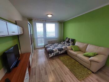 Pronájem bytu 1+1 v osobním vlastnictví 39 m², Uherský Brod