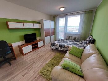 Pronájem bytu 1+1 v osobním vlastnictví 39 m², Uherský Brod