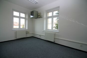 Pronájem kancelářských prostor 53 m², Praha 10 - Strašnice